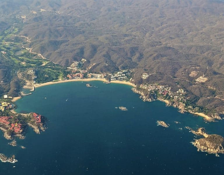 Where to Stay in Huatulco – Your Guide to the Bays